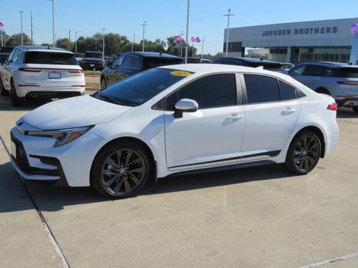 2025 Toyota Corolla SE