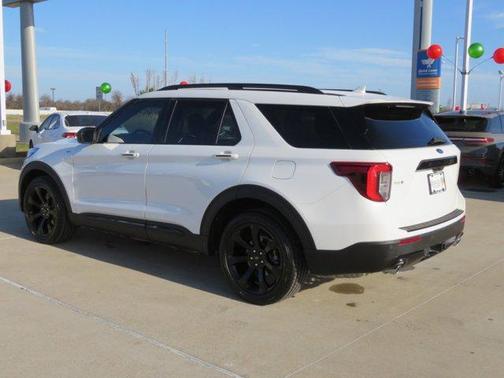 2023 Ford Explorer ST-Line