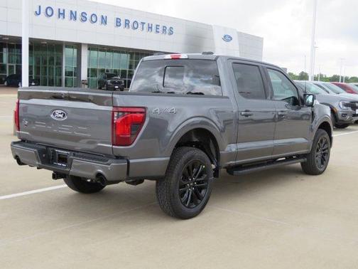 Carbonized Gray Metallic 2026 Ford F-150 XLT