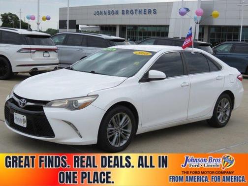 2016 Toyota Camry SE