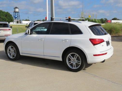 2017 Audi Q5 2.0T Premium Plus
