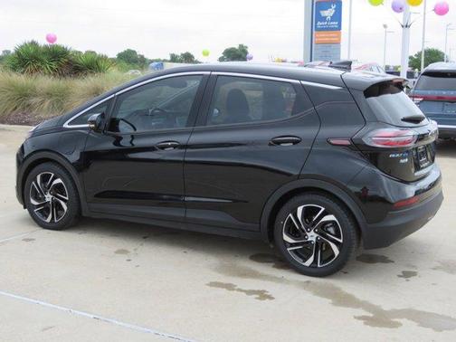 Mosaic Black Metallic 2022 Chevrolet Bolt EV 2LT