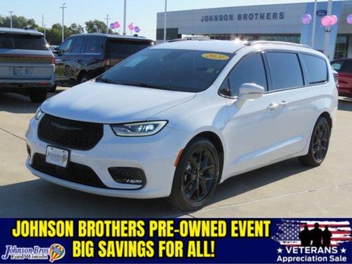 2021 Chrysler Pacifica Touring