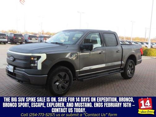 2025 Ford F-150 Lightning Flash