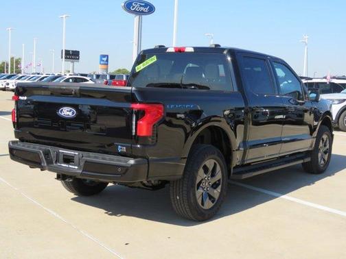 2025 Ford F-150 Lightning Flash