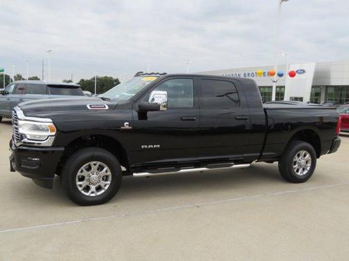 2024 RAM 3500 Laramie
