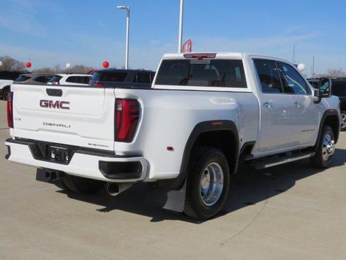 2025 GMC Sierra 3500 Denali