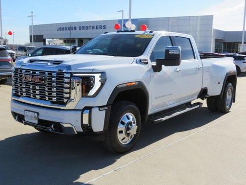 2025 GMC Sierra 3500 Denali