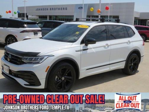 2023 Volkswagen Tiguan 2.0T SE R-Line Black