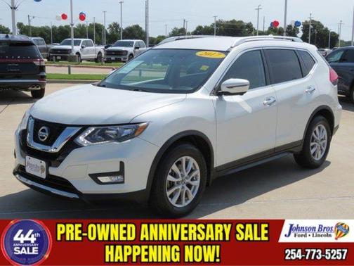 2017 Nissan Rogue SV