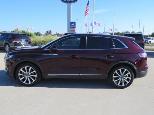 2019 Lincoln Nautilus Select