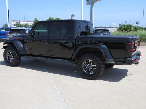 2024 Jeep Gladiator Mojave X