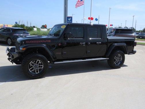 2024 Jeep Gladiator Mojave X
