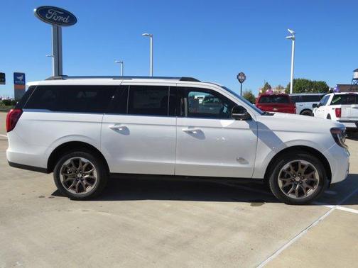 2025 Ford Expedition Max King Ranch