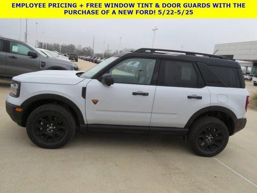 Space White Metallic 2026 Ford Bronco Sport Badlands