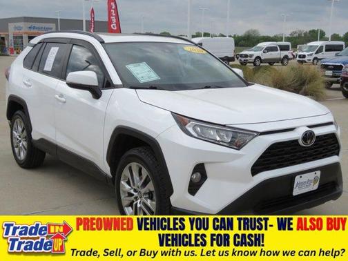 2020 Toyota RAV4 XLE Premium