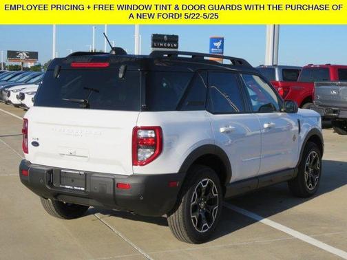 Oxford White 2025 Ford Bronco Sport Outer Banks