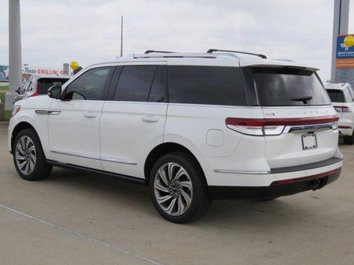 2022 Lincoln Navigator Reserve