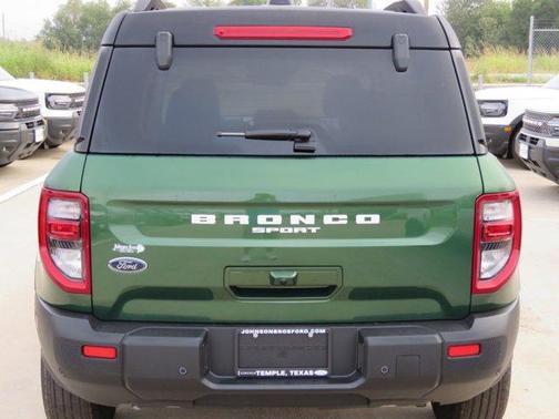 Eruption Green Metallic 2025 Ford Bronco Sport Outer Banks