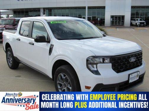 Oxford White 2026 Ford Maverick XLT
