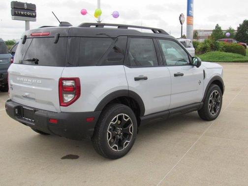 Space White Metallic 2026 Ford Bronco Sport Outer Banks