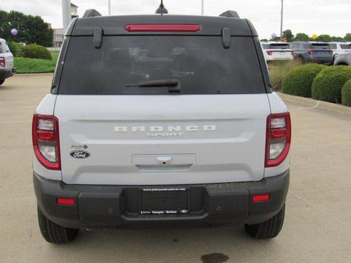 Space White Metallic 2026 Ford Bronco Sport Outer Banks