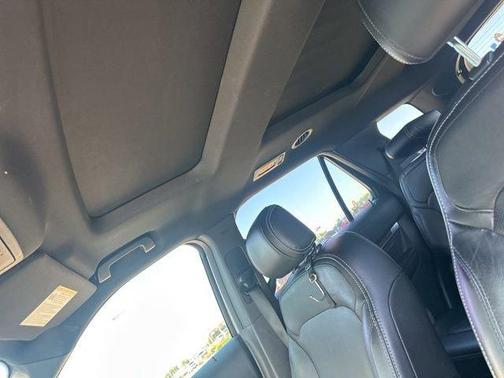 Silver 2017 Ford Explorer Limited