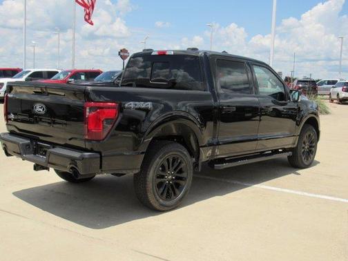 Agate Black Metallic 2026 Ford F-150 XLT