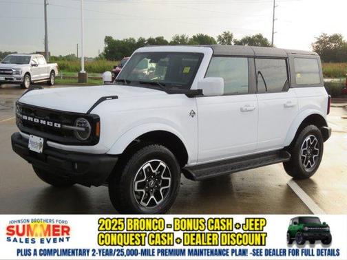 2025 Ford Bronco Outer Banks