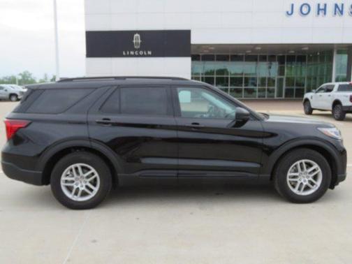 Agate Black Metallic 2026 Ford Explorer Active