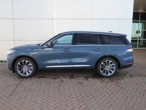 2026 Lincoln Aviator Premiere