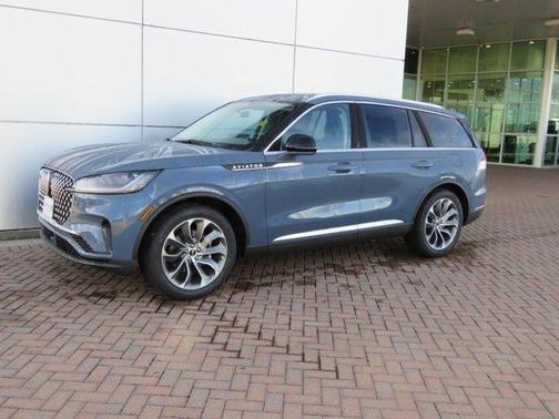 2026 Lincoln Aviator Premiere