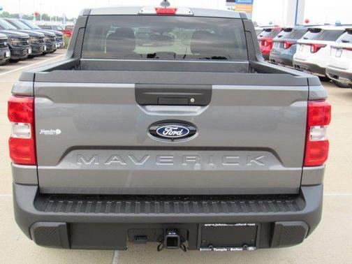 Carbonized Gray Metallic 2026 Ford Maverick XLT