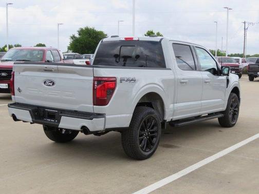 Avalanche 2026 Ford F-150 XLT