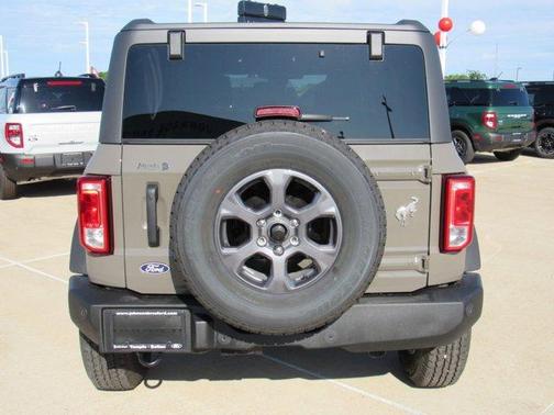Gray 2026 Ford Bronco Big Bend