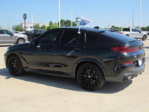 Black Sapphire Metallic 2021 BMW X6 xDrive40i