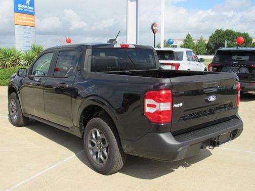 Shadow Black 2026 Ford Maverick XLT