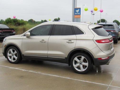Silver Sand 2015 Lincoln MKC Base