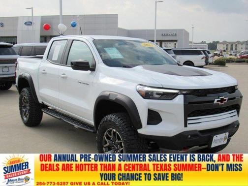 Summit White 2023 Chevrolet Colorado ZR2