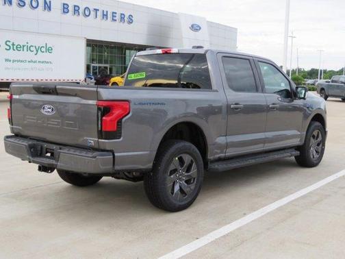 2025 Ford F-150 Lightning Flash