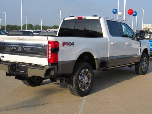 Star White 2026 Ford F-250 King Ranch