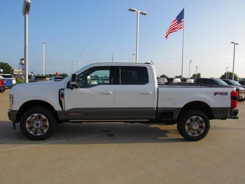 Star White 2026 Ford F-250 King Ranch