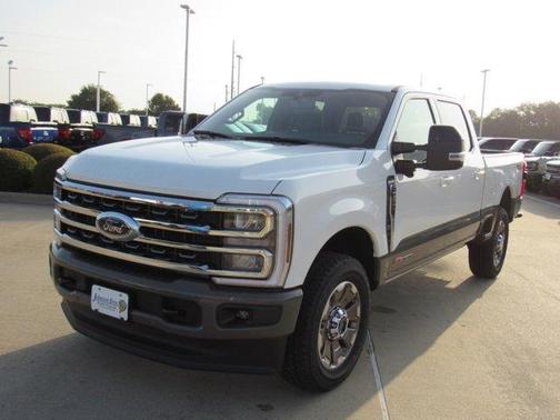 Star White 2026 Ford F-250 King Ranch