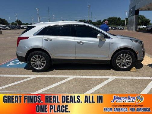 2017 Cadillac XT5 Luxury