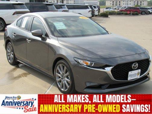 Machine Gray Metallic 2025 Mazda Mazda3 FWD w/Preferred Package
