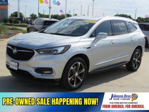 2021 Buick Enclave Essence