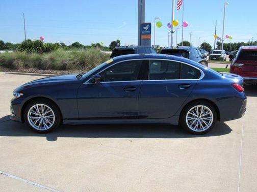 Phytonic Blue Metallic 2024 BMW 330 i