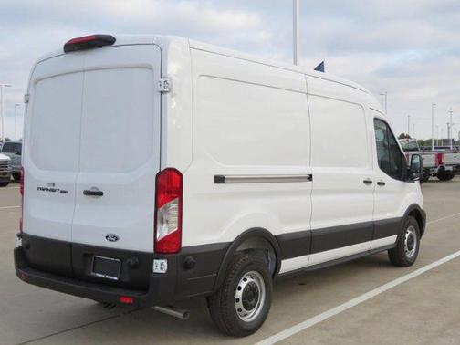 2026 Ford Transit-250 148 WB Medium Roof Cargo