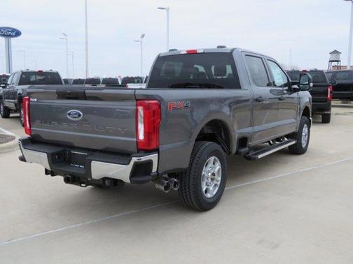 2025 Ford F-250 XLT