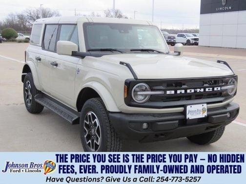 2026 Ford Bronco Outer Banks